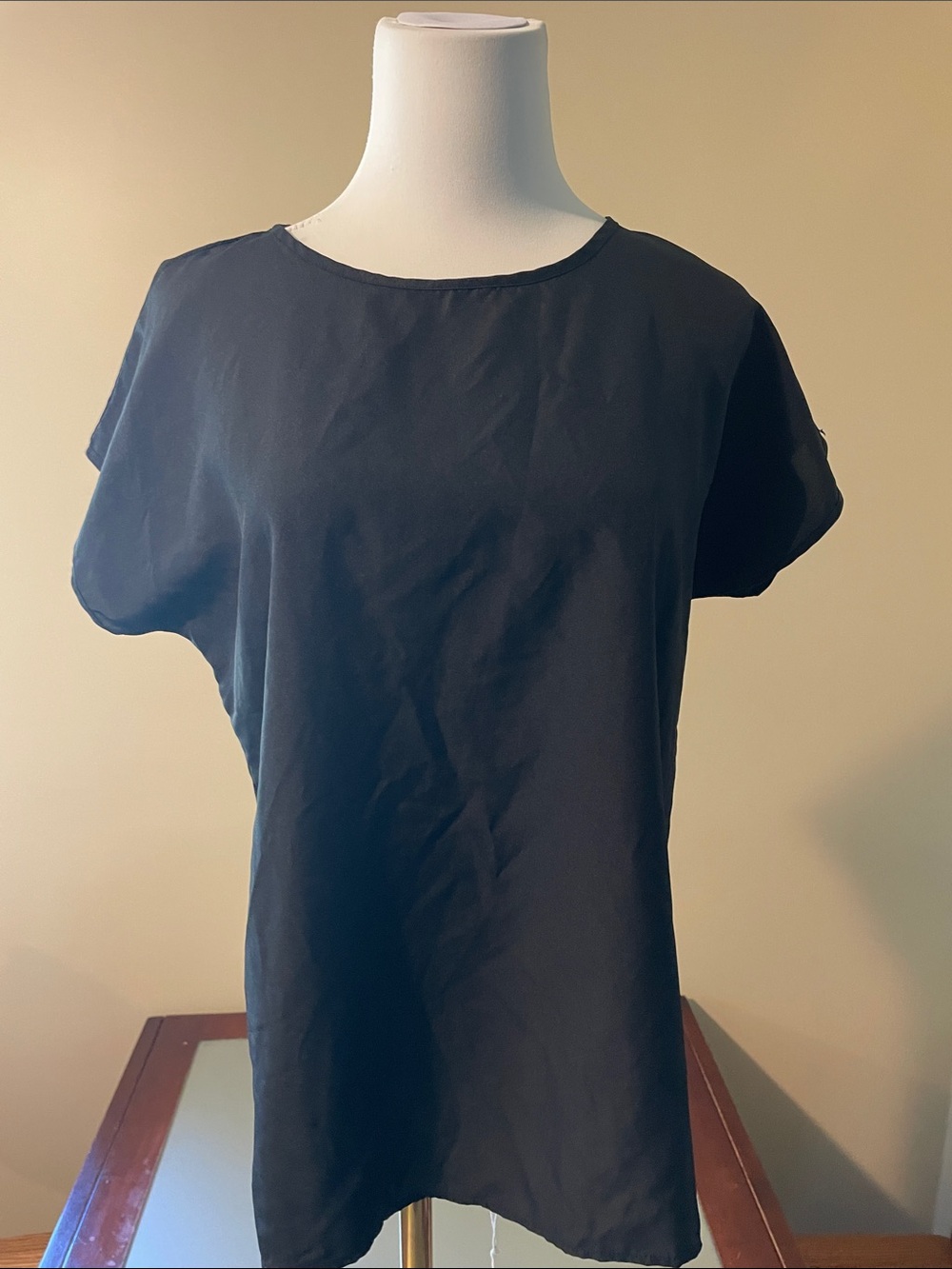 Vintage Bedford Fair Classic Black Short-Sleeve Women's Top | 10